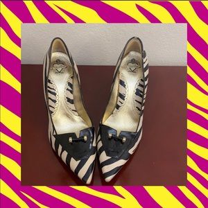 👠🦓J. Renee heels with a Zebra 🦓 👠 design!!